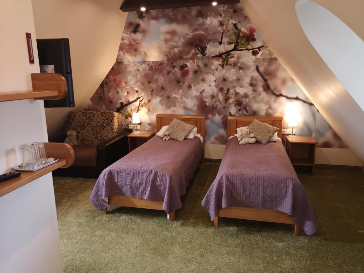 Hotel Senlici Jelgava Dış mekan fotoğraf